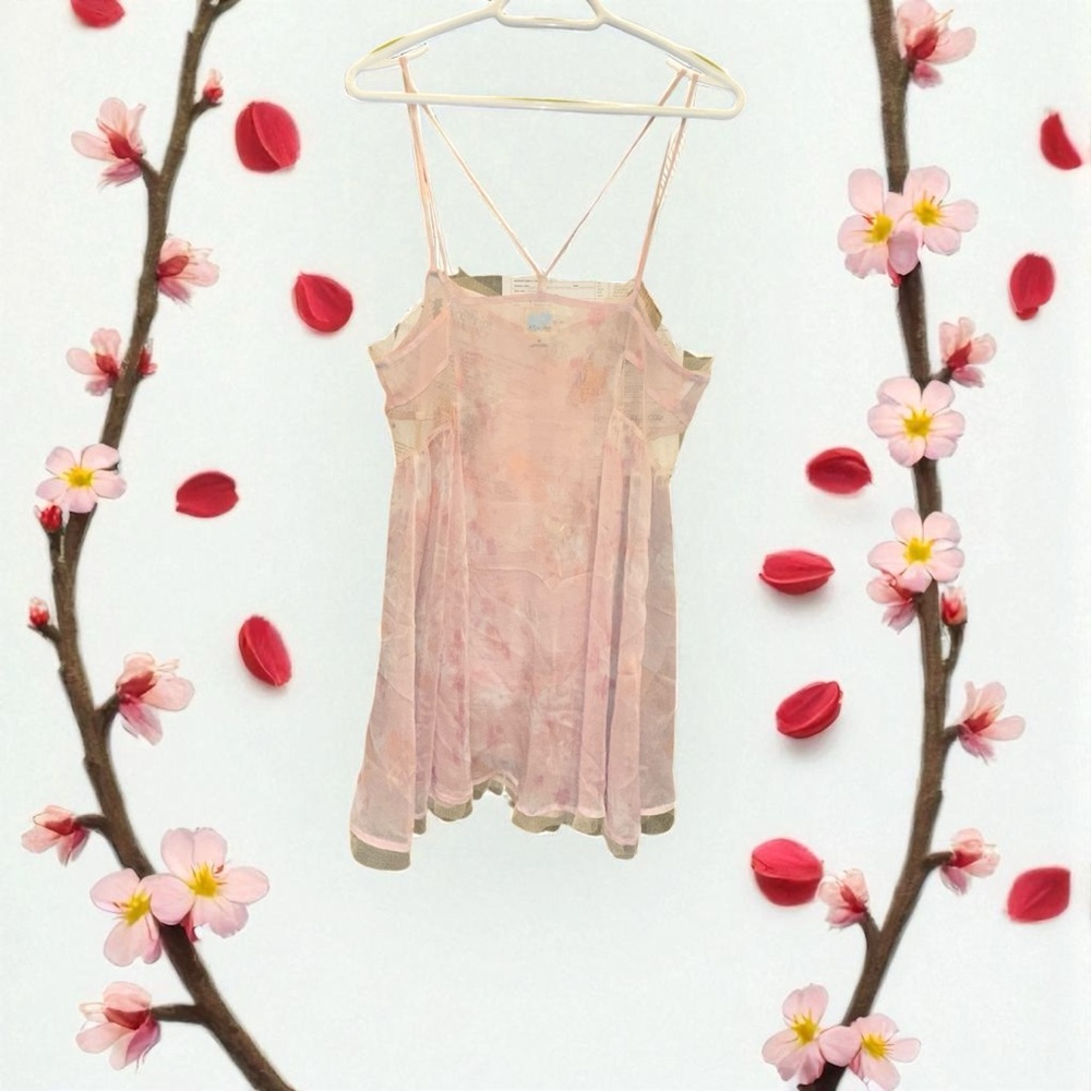 Free people intimate Pink Lace Chemise size M never worn